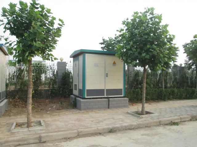元宝山1000KVA欧式箱式变压器